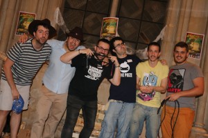 Los Crowd of Monsters